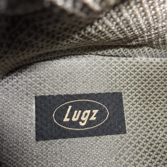 LUGZ Mantle Mid women's size 9 Grey desert style boots slip resistant mid weight - Picture 2 of 16